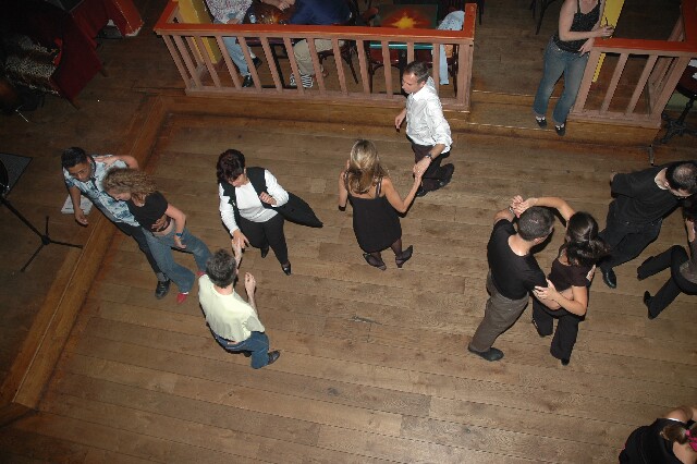 min 2006 10 03 latino 093